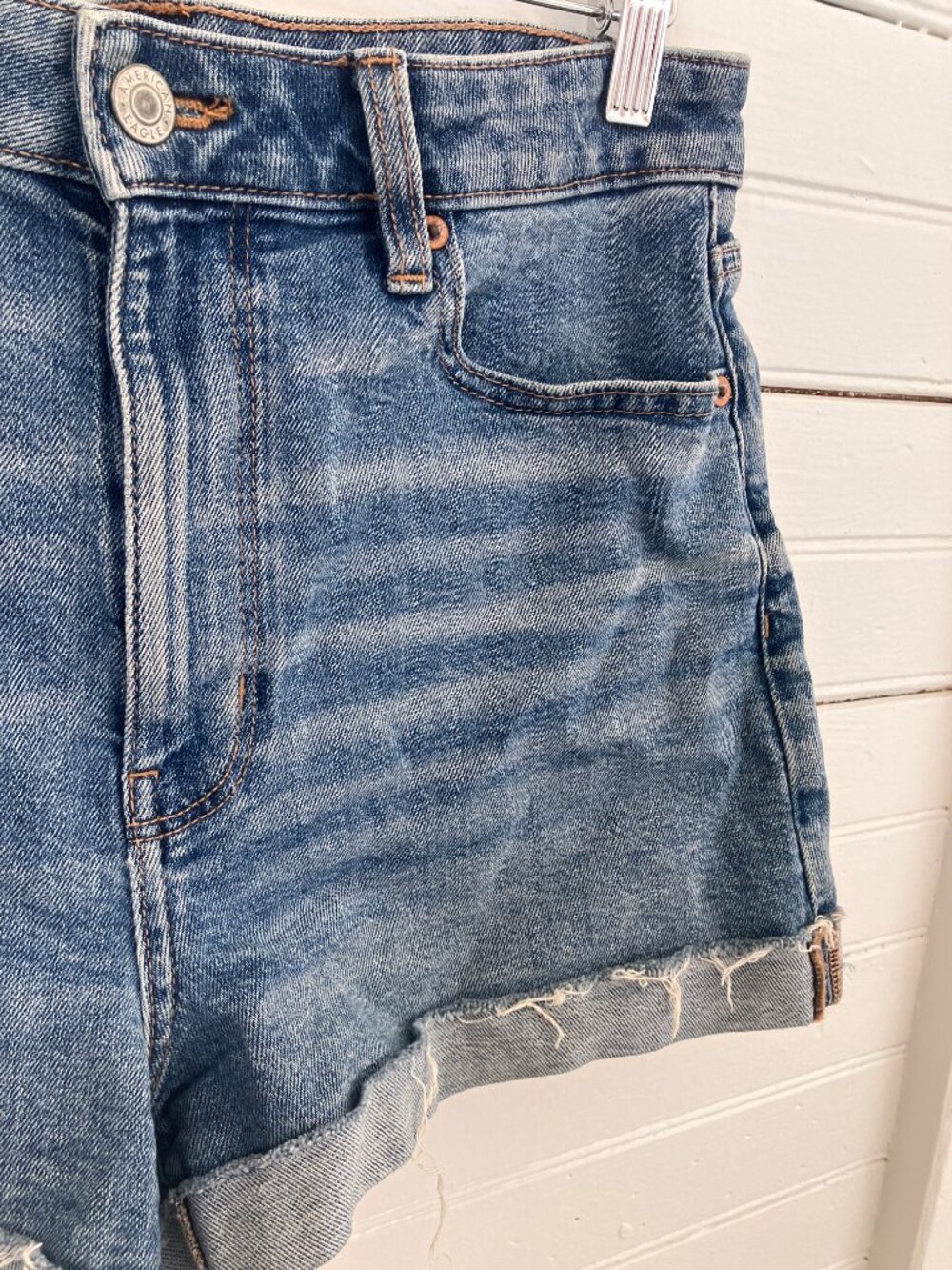 American Eagle - Mom Stretch Shorts - Picture 2 of 6